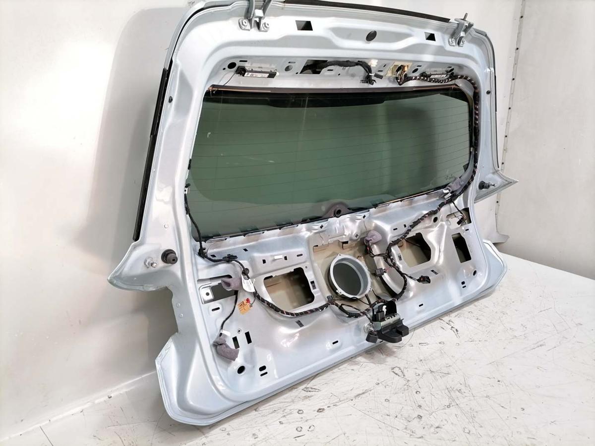 VW Golf 8 original Heckklappe mit Heckscheibe LV5L Christal Ice Blue Fließheck Bj.2024